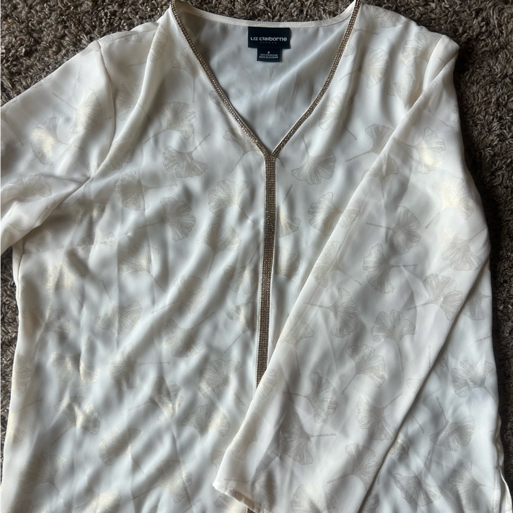 3/$20 Liz Claiborne career shirt size small